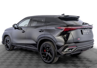 Подержанный автомобиль Omoda C5 2023 года (7 фото)