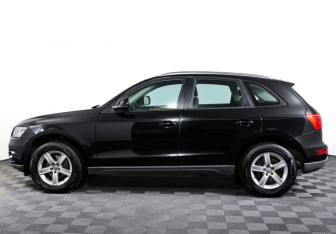 Подержанный автомобиль Audi Q5 2012 года (8 фото)