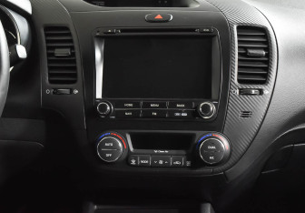 Подержанный автомобиль Kia Cerato Sedan 2014 года (13 фото)