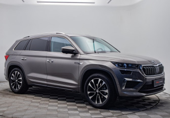 Подержанный автомобиль Skoda Kodiaq 2023 года (7 фото)