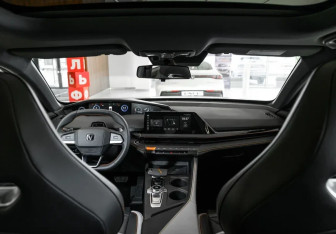 Новый Changan UNI-V 2024 (8 фото)