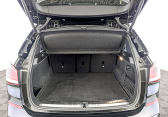 Подержанный автомобиль BMW X1 2020 года (10 фото)