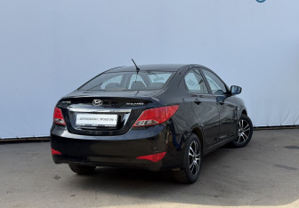 Подержанный автомобиль Hyundai Solaris Sedan 2014 года (5 фото)