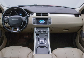 Подержанный автомобиль Land Rover Range Rover Evoque 2018 года (13 фото)