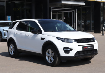 Подержанный автомобиль Land Rover Discovery Sport 2019 года (3 фото)