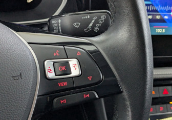 Подержанный автомобиль Jetta VS5 2023 года (29 фото)