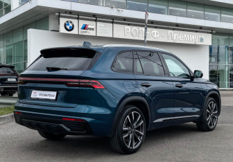 Подержанный автомобиль Geely Monjaro 2023 года (5 фото)