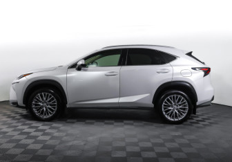 Подержанный автомобиль Lexus NX 2016 года (8 фото)