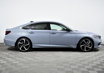 Подержанный автомобиль Honda Accord Sedan 2021 года (4 фото)