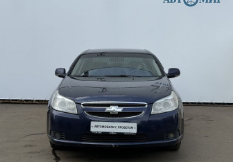 Подержанный автомобиль Chevrolet Epica 2011 года (2 фото)