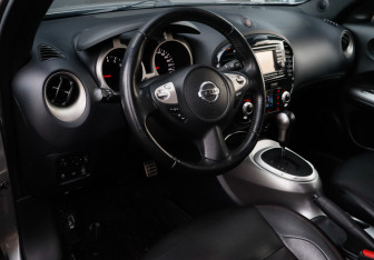 Подержанный автомобиль Nissan Juke 2012 года (14 фото)