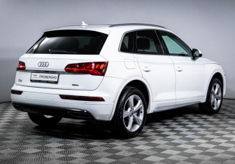 Подержанный автомобиль Audi Q5 2019 года (5 фото)