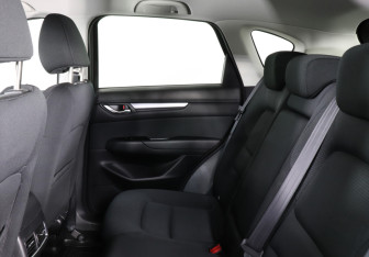 Подержанный автомобиль Mazda CX-5 2021 года (12 фото)