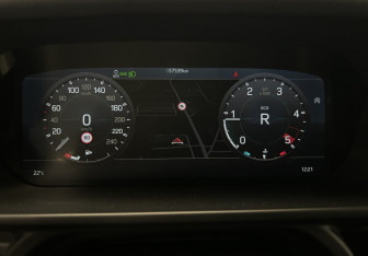 Подержанный автомобиль Land Rover Defender Suv 2021 года (19 фото)
