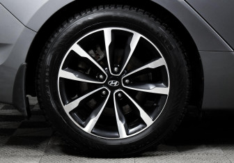 Подержанный автомобиль Hyundai i40 Wagon 2016 года (7 фото)