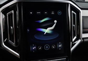 Подержанный автомобиль JAC T9 2024 года (19 фото)