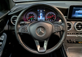 Подержанный автомобиль Mercedes-Benz GLC Coupe 2018 года (22 фото)