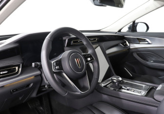 Новый Hongqi H5 2024 (13 фото)