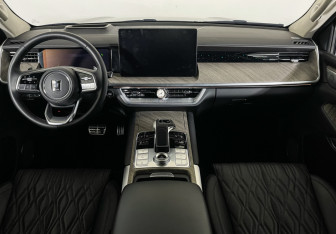 Подержанный автомобиль Tank 500 2023 года (10 фото)