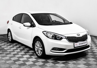 Подержанный автомобиль Kia Cerato Sedan 2013 года (3 фото)
