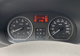 Подержанный автомобиль Nissan Almera Sedan 2015 года (15 фото)