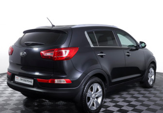 Подержанный автомобиль Kia Sportage 2013 года (5 фото)