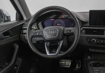 Подержанный автомобиль Audi A4 allroad 2016 года (15 фото)