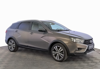 Подержанный автомобиль LADA (ВАЗ) Vesta Wagon 2021 года (3 фото)