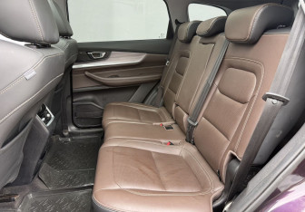 Подержанный автомобиль Chery Tiggo 8 Pro 2022 года (11 фото)