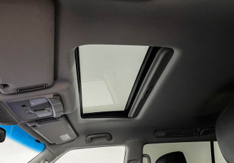 Подержанный автомобиль Infiniti QX80 2014 года (19 фото)