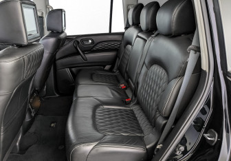 Подержанный автомобиль Infiniti QX80 2020 года (18 фото)