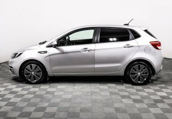 Подержанный автомобиль Kia Rio Hatchback 2017 года (3 фото)
