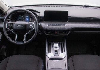 Подержанный автомобиль Haval Jolion 2023 года (13 фото)