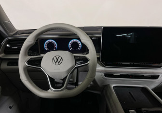 Новый Volkswagen Teramont 2025 (14 фото)