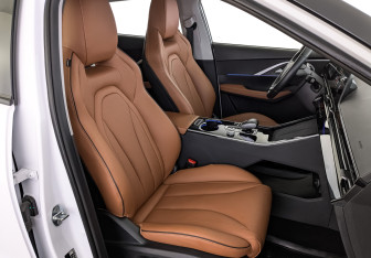 Подержанный автомобиль Omoda C5 2023 года (23 фото)