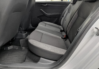 Подержанный автомобиль Skoda Rapid Liftback 2022 года (17 фото)