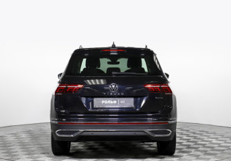 Подержанный автомобиль Volkswagen Tiguan 2021 года (6 фото)