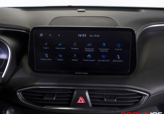 Подержанный автомобиль Hyundai Santa Fe 2022 года (14 фото)