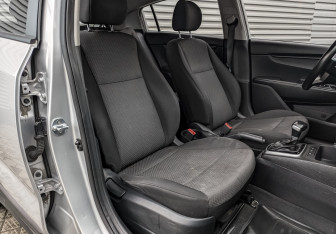 Подержанный автомобиль Kia Rio Hatchback 2021 года (23 фото)