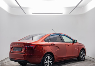 Подержанный автомобиль LADA (ВАЗ) Vesta Sedan 2016 года (5 фото)