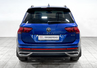 Подержанный автомобиль Volkswagen Tiguan 2021 года (6 фото)