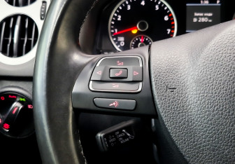Подержанный автомобиль Volkswagen Tiguan 2013 года (25 фото)