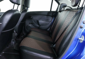 Подержанный автомобиль Renault Logan Sedan 2020 года (14 фото)