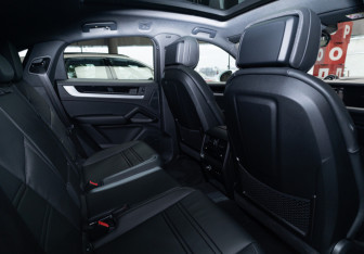 Новый Porsche Cayenne 2025 (9 фото)