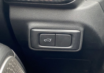 Подержанный автомобиль Haval H3 2024 года (19 фото)