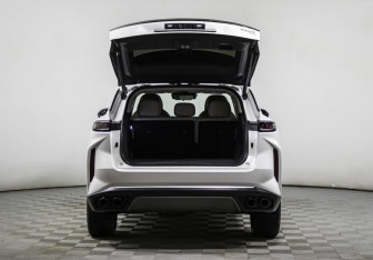 Подержанный автомобиль Exeed RX 2023 года (27 фото)