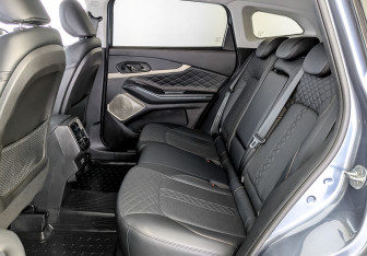 Подержанный автомобиль Exeed TXL 2021 года (12 фото)