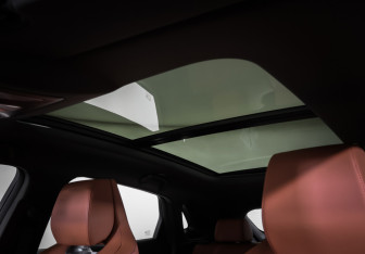 Подержанный автомобиль Changan UNI-K 2024 года (19 фото)