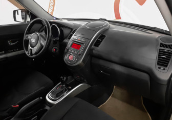 Подержанный автомобиль Kia Soul 2012 года (9 фото)