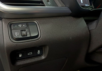 Подержанный автомобиль Kia Optima Sedan 2017 года (19 фото)